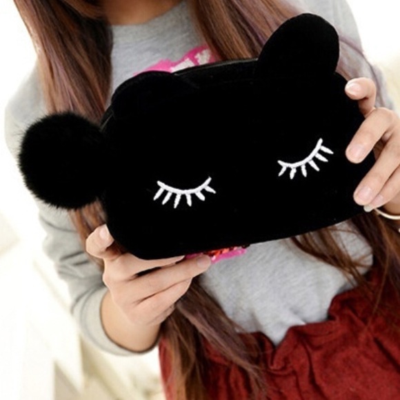Handbags - 🐾Kitty Cosmetic Case 🐾